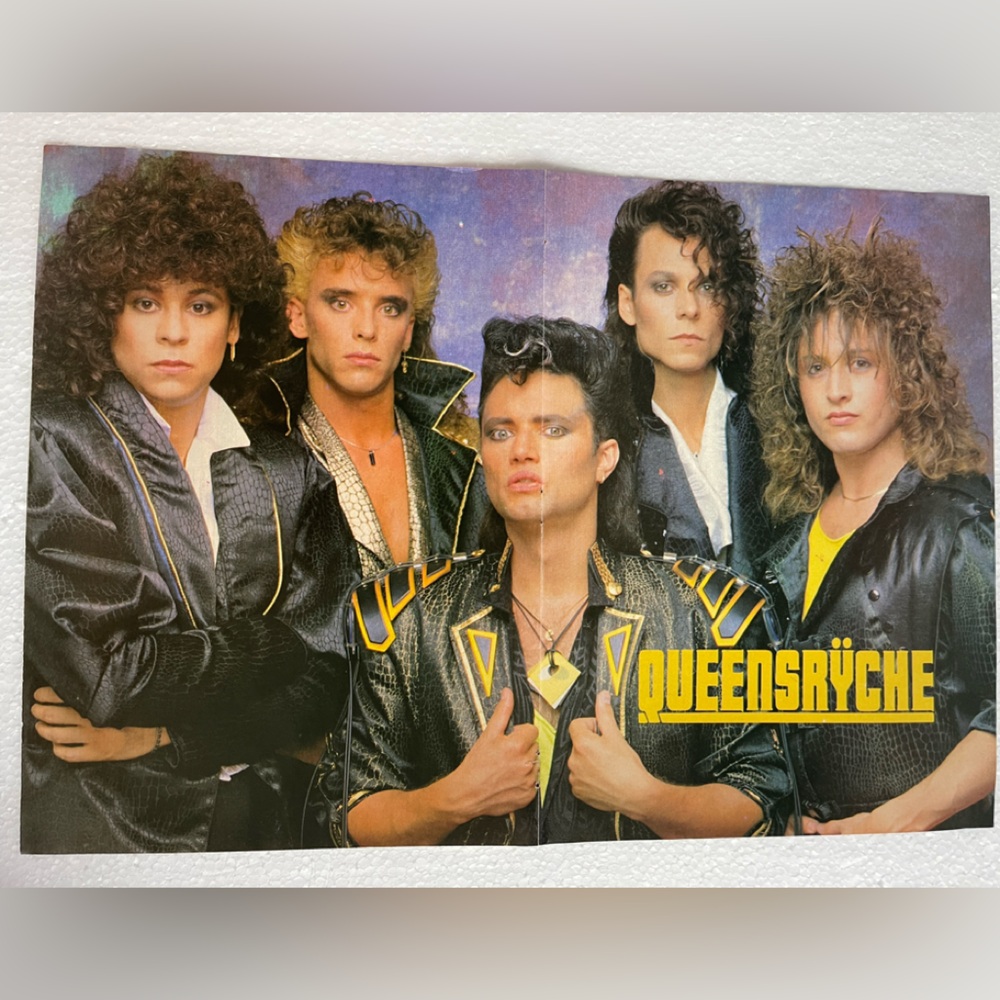 Queensrÿche Band Pinup